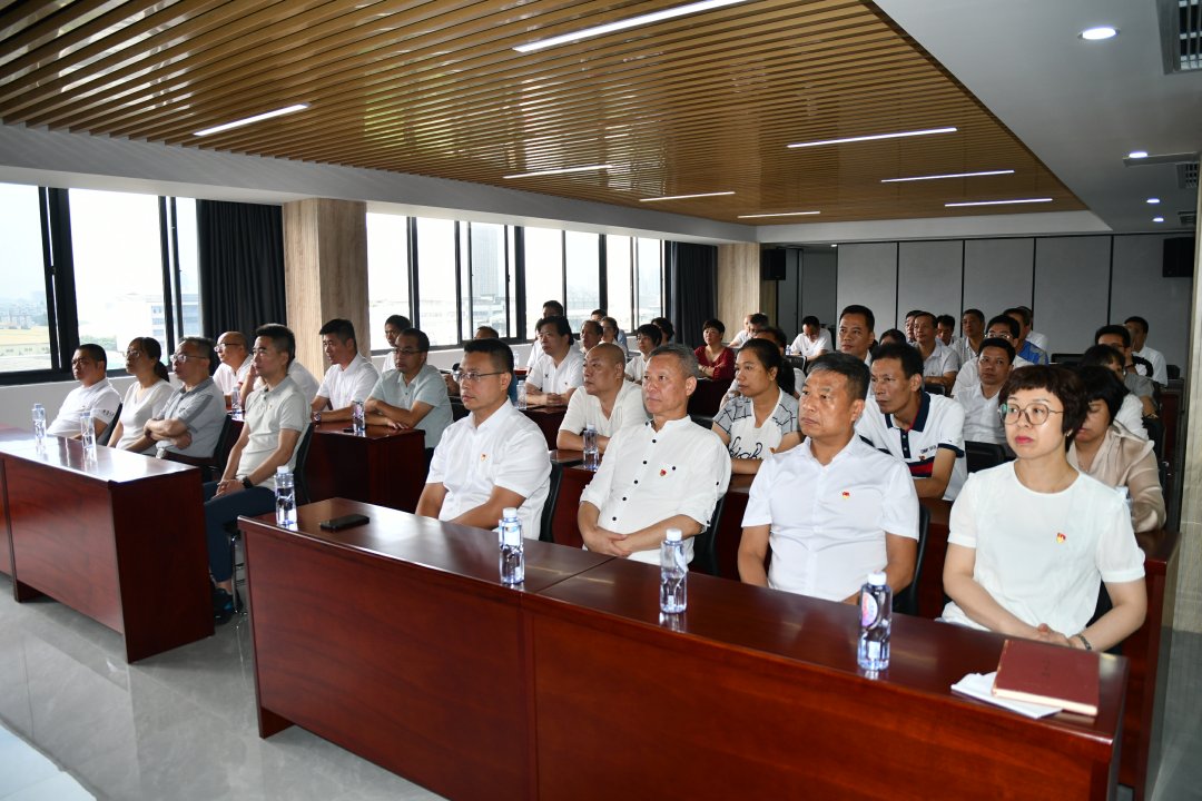 ?首页| 尊龙集团中国官方网站集中收看庆祝中国共产党成立100周年大会直播