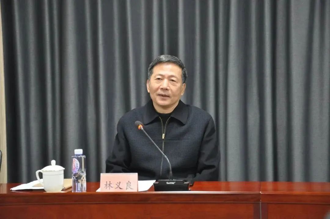 海峡出版发行集团党委书记、董事长林义良带队到印务集团开展调研